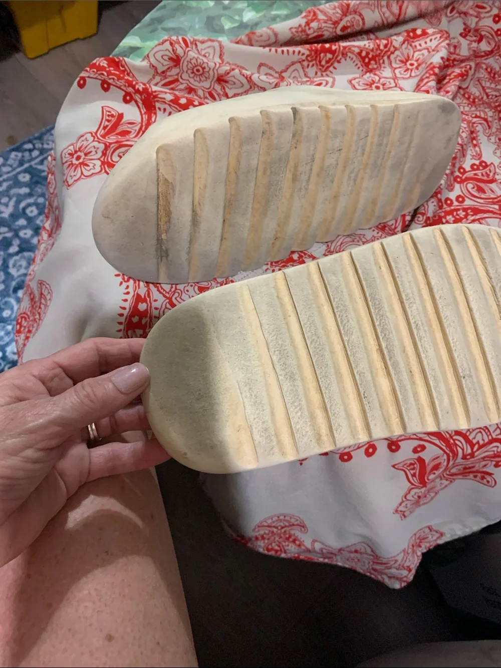 adidas cushioned slide